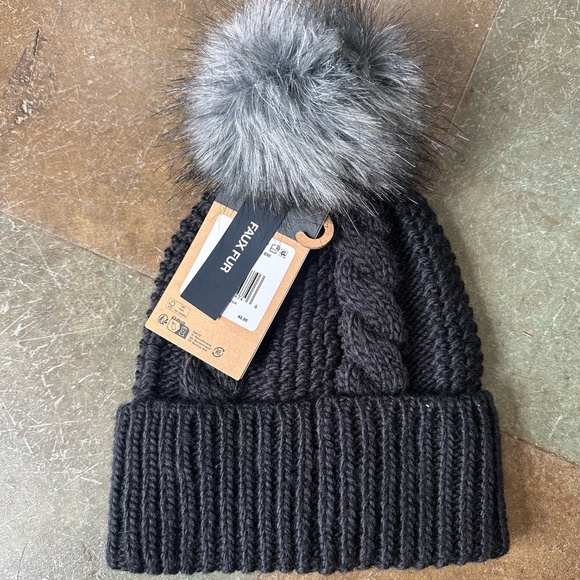 North Face Beanie - Picture 2 of 2